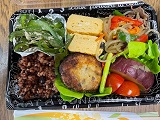 佐々木さん手作り弁当.jpg