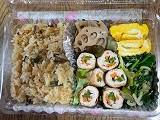 宮田さんよりバレンタインお弁当.jpg