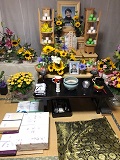 ４祭壇の花.jpg