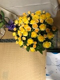 ７祭壇の花.jpg